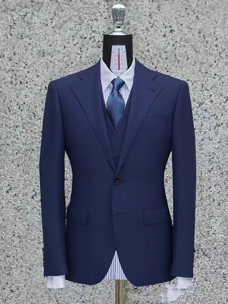 <b>西安商务西服定做-西安女士西服定做-铜川西服定做厂家-延安工作服定</b>